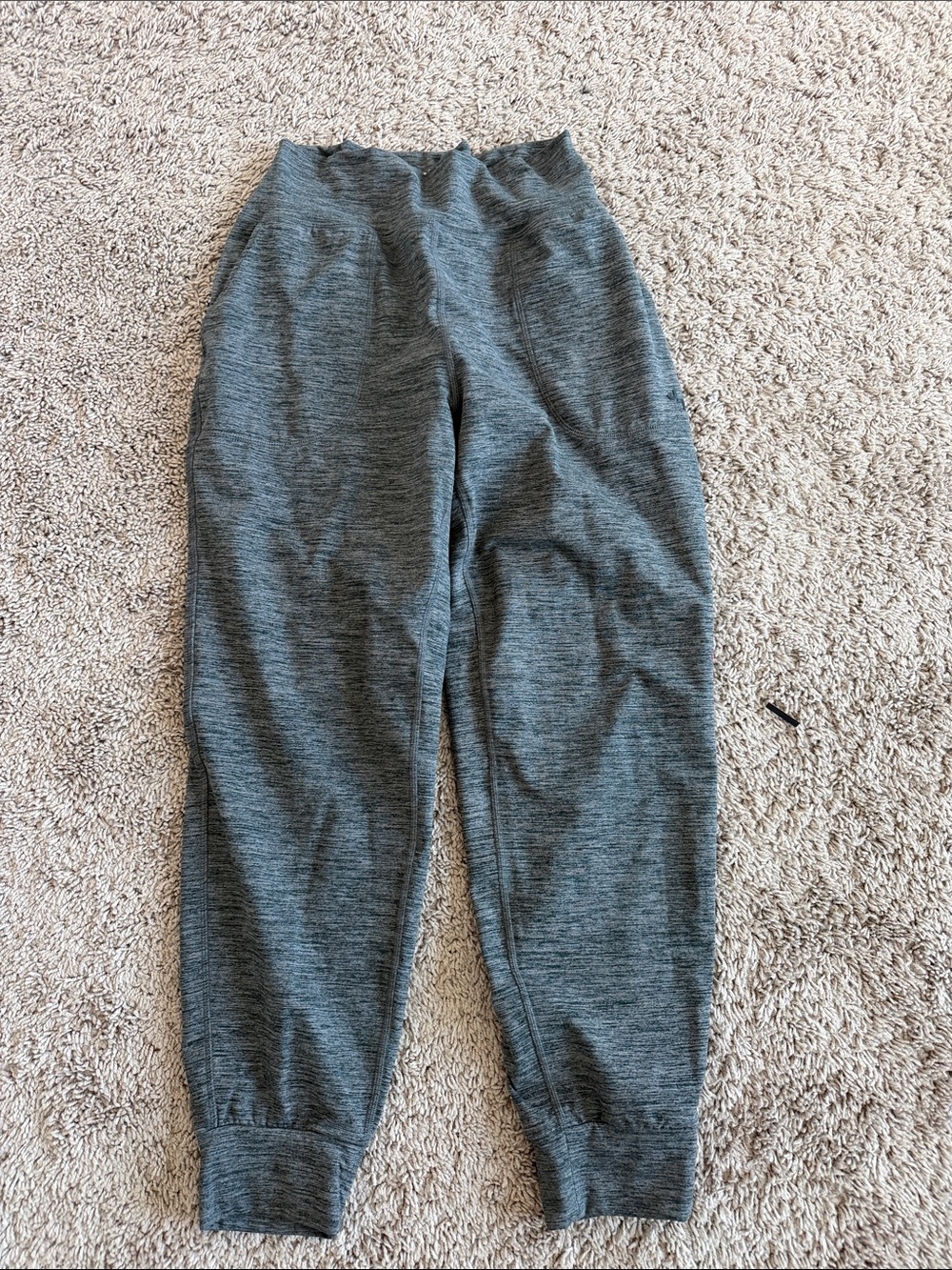 JoyLab Heather Gray Cropped Jogger Pants